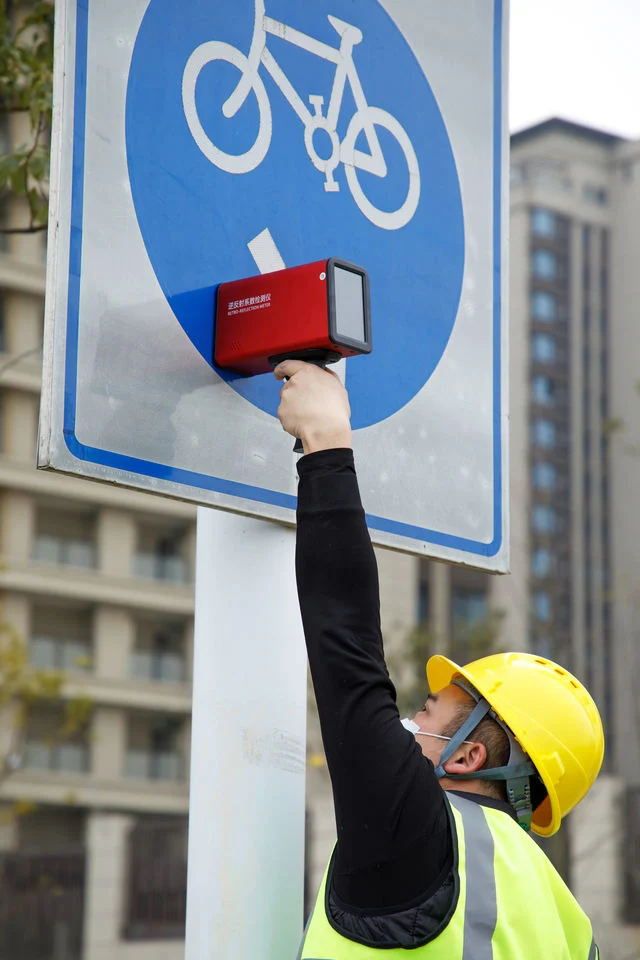 La-931 Teste de coeficiente retrorreflectivo portátil multiángulo retrorreflectómetro para señales de tráfico con GPS
