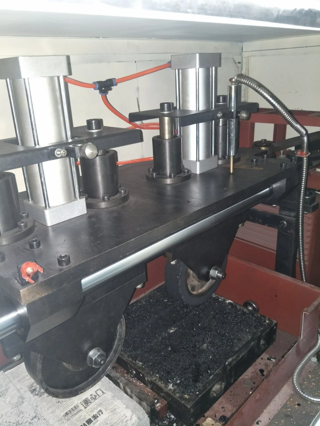 A079 Dispositivo automático de seguimiento de huellas de mezclas bituminosas para laboratorio, comprobador de roderas