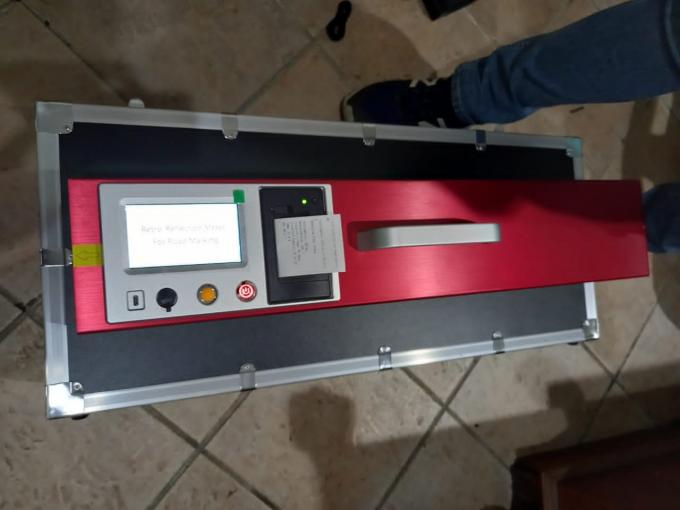 B047 Retroreflectómetro horizontal Marcado de la carretera que refleja el instrumento de medición